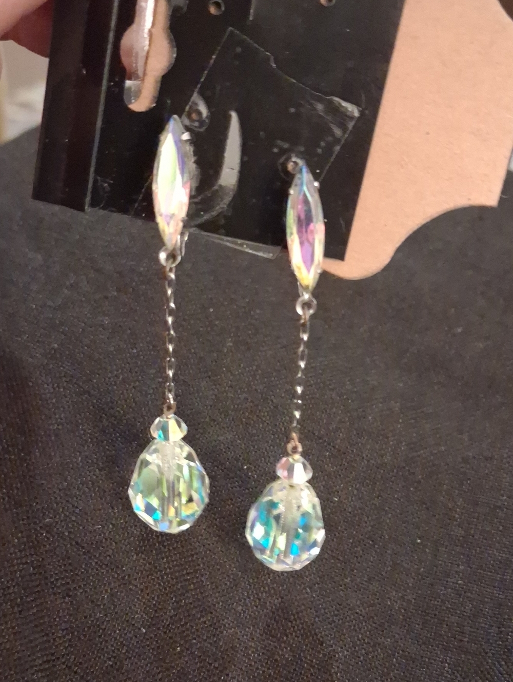 Vintage Clip Silver Crystal Dangle Earrings in Iridescent Clear - Picture 2 of 9
